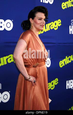 1. Juni 2006 - Hollywood, Kalifornien, USA - DEBI MAZAR-. ENTOURAGE HBO PREMIERE-. CINERAMA DOME, HOLLYWOOD, KALIFORNIEN -.06-01-2006-. NINA PROMMER / 2006.K48153NP. (Kredit-Bild: © Globe Photos/ZUMAPRESS.com) Stockfoto