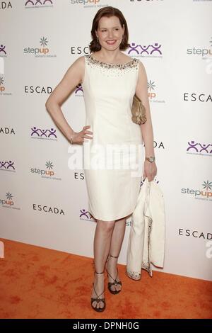 27. April 2006 - Beverly Hills, Kalifornien, USA - GEENA DAVIS-. STEP UP WOMEN ES NETWORK INSPIRATION AWARDS-. BEVERLY HILTON HOTEL, BEVERLY HILLS, KALIFORNIEN -.04-27-2006-. NINA PROMMER / 2006.K47636NP (Kredit-Bild: © Globe Photos/ZUMAPRESS.com) Stockfoto