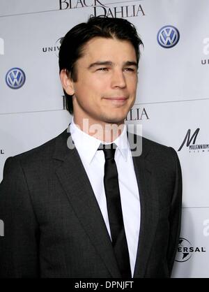 6. September 2006 - Beverly Hills, Kalifornien, USA - JOSH HARTNETT-. BLACK DAHLIA - PREMIERE-. SAMUEL GOLDWYN THEATER, BEVERLY HILLS, KALIFORNIEN -.09-06-2006-. NINA PROMMER / 2006.K49297NP (Kredit-Bild: © Globe Photos/ZUMAPRESS.com) Stockfoto