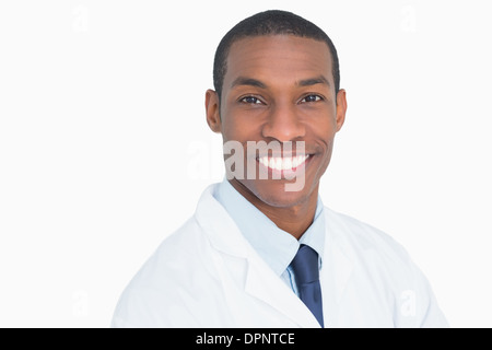 Porträt einer lächelnden männlichen Arzt hautnah Stockfoto