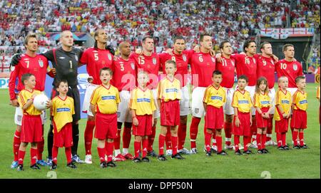 20. Juni 2006 - Publikumseingänge, Köln, Deutschland - ENGLAND-TEAM. K48375. SCHWEDEN V ENGLAND. WM-STADION, KÖLN, FRANKREICH... 20.06.2006. STEWART KENDAL / / 2006. (Kredit-Bild: © Globe Photos/ZUMAPRESS.com) Stockfoto