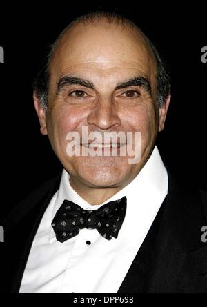 19. Oktober 2006 - das Odeon LEICESTER SQUARE in LONDON - K50353. DAVID SUCHET. SCHAUSPIELER. DER LETZTE KÖNIG VON SCHOTTLAND, UK PREMIER. Das ODEON LEICESTER SQUARE, LONDON.18 Oktober 2006.DIE19293. The Times BFI London Filmfestival. Kendall Stewart / / 2006 (Kredit-Bild: © Globe Photos/ZUMAPRESS.com) Stockfoto