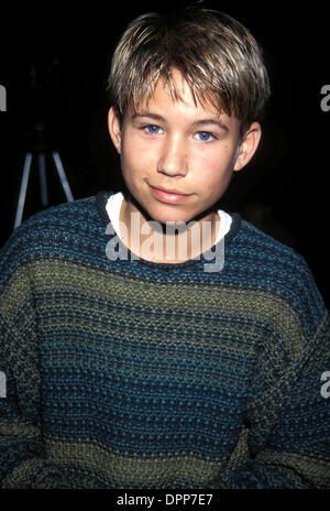 19. Januar 2006 - K3482TR. JONATHAN TAYLOR THOMAS. PREMIERE VON "TOM UND HUCK" 1995. TOM - RODRIGUEZ (Kredit-Bild: © Globe Photos/ZUMAPRESS.com) Stockfoto