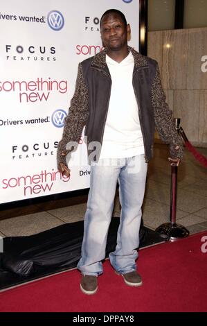 24. Januar 2006 - K46497VG. FOKUS BIETET DER LOS ANGELES PREMIERE VON ETWAS NEUES AUF DIENSTAG, 24. JANUAR 2006 IM CINERAMA DOME THEATRE IN HOLLYWOOD CALIFORNIA.01-24-2006. HAKIM 2006.GUY TORRY (Kredit-Bild: © Globe Photos/ZUMAPRESS.com) Stockfoto