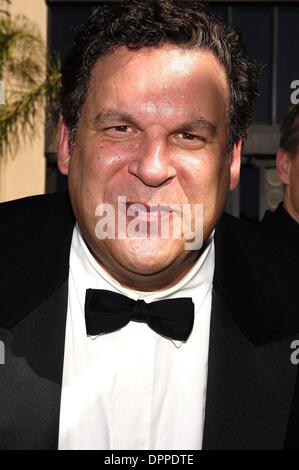 27. August 2006 abgehaltenen SHRINE AUDITORIUM, LOS ANGELES, Kalifornien - Los Angeles, Kalifornien, USA - K49426.58TH Primetime EMMYS... 28.08.2006. VERTUSCHUNG PROD. / 2006..JEFF GARLIN (Kredit-Bild: © Globe Photos/ZUMAPRESS.com) Stockfoto