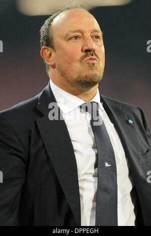 Neapel, Italien 14. Januar 2014.  Head Coach von SSC Napoli Rafael Benitez von SSC Napoli während Football / Soccer: italienische TIM Cup-match zwischen SSC Napoli und Atalanta BC im Stadio San Paolo in Neapel, Italien. Bildnachweis: Franco Romano/Alamy Live-Nachrichten Stockfoto