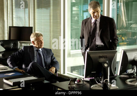 16. Februar 2006 - HARRISON FORD als Jack Stanfield und ROBERT FORSTER als Harry Romano.'' Firewall.''. von K46853 geliefert (Credit-Bild: © Globe Photos/ZUMAPRESS.com) Stockfoto