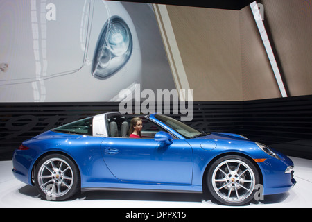 Detroit, Michigan - der Porsche 911 Targa 4 auf dem Display auf der North American International Auto Show. Stockfoto