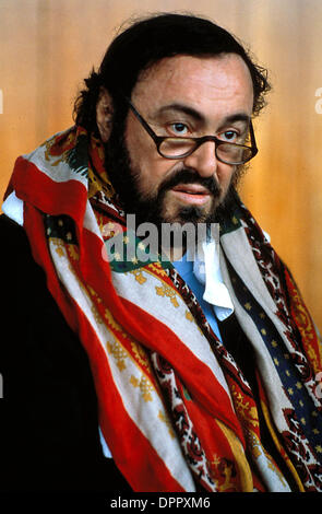 17. August 2006 - Luciano Pavarotti in Moskau.   -LUCIANOPAVAROTTIRETRO(Credit Image: © Globe Photos/ZUMAPRESS.com) Stockfoto