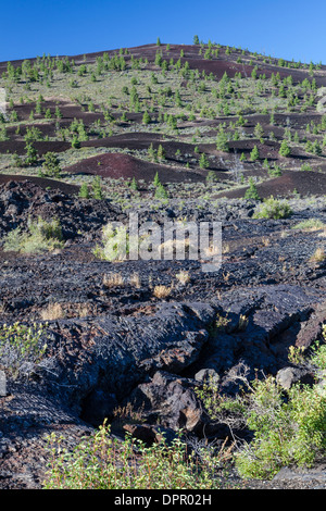 Zerklüftete Landschaft in Craters of the Moon National Monument und Preserve in Zentral-Idaho. Stockfoto