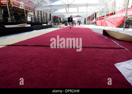 18. Februar 2009 - Los Angeles, Kalifornien, USA - Vorbereitungen im Gange befinden sich in den roten Teppich Ankunftsbereich für die 81st Annual Academy Preisverleihung an diesem Sonntag im Kodak Theater in Hollywood statt. (Kredit-Bild: © Jonathan Alcorn/ZUMA Press) Stockfoto