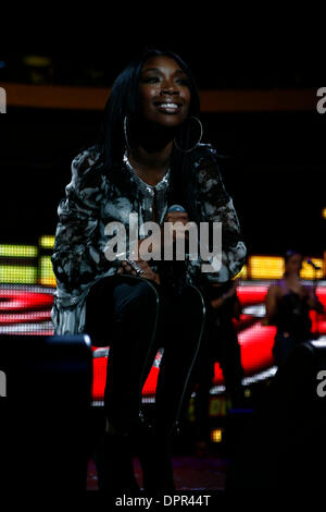 12. Dezember 2008 führt während Z100 Jingle Ball 2008 im Madison Square Garden - New York, New York, USA - BRANDY. (Kredit-Bild: © Aviv klein/ZUMA Press) Stockfoto