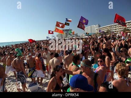 17. März 2009 party - Panama City Beach, Florida, USA - College-Studenten während der Spring Break 2009. (Kredit-Bild: © Shane Babin/ZUMA Press) Stockfoto