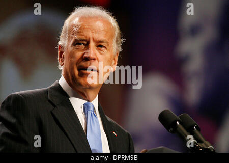 5. Mai 2009 - Washington, District Of Columbia, USA - Vize-Präsident JOE BIDEN liefert Hinweise auf den Abschluss des American Israel Public Affairs Committee (AIPAC) treffen.   (Kredit-Bild: © James Berglie/ZUMA Press) Stockfoto