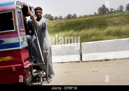 30. Dezember 2008 - Kairo, Ägypten - eine ägyptische lokale Taxi. (Kredit-Bild: © Rafael Ben-Ari/Chamäleons Auge/ZUMA Press) Einschränkungen: Unbekanntes Datum! Stockfoto