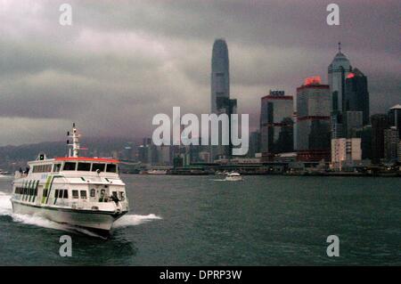 30. Dezember 2008 reist entlang der Gewässer an der Grenze der Stadt von Hong Kong - Hong Kong, China - A-Boat. (Kredit-Bild: © Rafael Ben-Ari/Chamäleons Auge/ZUMA Press) Einschränkungen: Unbekanntes Datum! Stockfoto