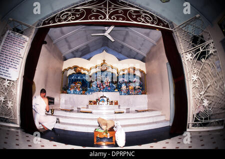 3. Januar 2009 - Auckland, Neuseeland - Hare Krishna Tempel in Auckland, Neuseeland. Obwohl die internationale Gesellschaft für Krishna-Bewusstsein, Hare Krishna, relativ neu im Westen, reichen seine Wurzeln zurück bis alten Indien. (Kredit-Bild: © Rafael Ben-Ari/Chamäleons Auge/ZUMA Press) Einschränkungen: Datum und genaue Lage unbekannt! Stockfoto