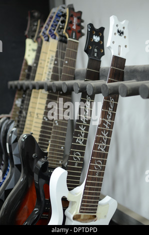 Rick Hanes Gitarren von Sidoarjo, Indonesien wurden als Gitarre des Jahres 2012 benannt Stockfoto