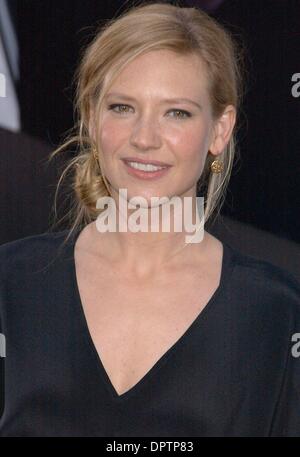 30. April 2009 abgehaltenen Graumans Chinese Theater, Hollywood - Los Angeles, Kalifornien, USA - ANNA TORV am 'Star Trek' Los Angeles Premiere.                            (Kredit-Bild: © Paul Fenton/ZUMA Press) Stockfoto