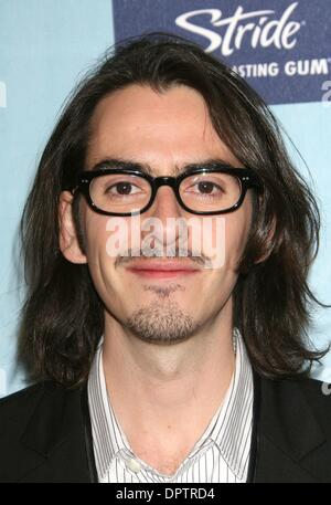 14. Dezember 2008 abgehaltenen Sony Picture Studios, Los Angeles - Los Angeles, Kalifornien, USA - Musiker DHANI HARRISON (Harrisons Sohn) auf Spike TV "Video Game Awards". (Kredit-Bild: © Paul Fenton/ZUMA Press) Stockfoto