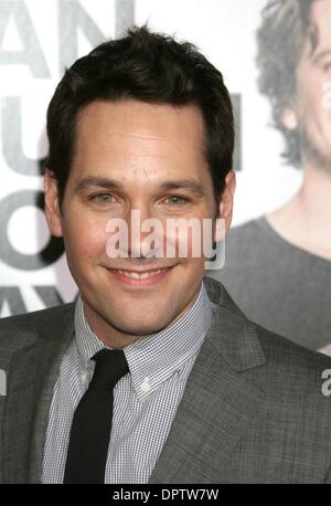 17. März 2009 - Los Angeles, Kalifornien, USA - Schauspieler PAUL RUDD in der "Ich liebe dich, Mann' Los Angeles Premiere im Mann Village Theater in Westwood, Los Angeles statt. (Kredit-Bild: © Paul Fenton/ZUMA Press) Stockfoto