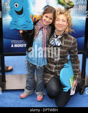 22. März 2009 - Los Angeles, Kalifornien, USA - Schauspielerin ALEX KINGSTON auf der "Monsters VS Aliens" Los Angeles Premiere statt im Gibson Amphitheater, Universal Studios (Credit-Bild: © Paul Fenton/ZUMA drücken) Stockfoto