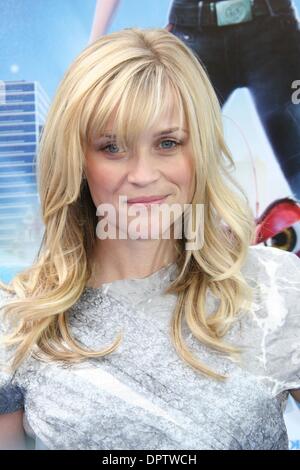 22. März 2009 - Los Angeles, Kalifornien, USA - Schauspielerin REESE WITHERSPOON auf der "Monsters VS Aliens" Los Angeles Premiere statt im Gibson Amphitheater, Universal Studios (Credit-Bild: © Paul Fenton/ZUMA drücken) Stockfoto