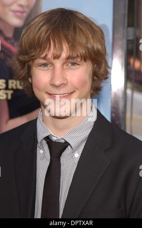 27. April 2009 abgehaltenen Graumans Chinese Theater, Hollywood - Los Angeles, Kalifornien, USA - Schauspieler LOGAN MILLER am 'Ghosts of Girfriends Past' Los Angeles Premiere.                             (Kredit-Bild: © Paul Fenton/ZUMA Press) Stockfoto