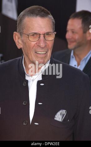 30. April 2009 abgehaltenen Graumans Chinese Theater, Hollywood - Los Angeles, Kalifornien, USA - Schauspieler LEONARD NIMOY am 'Star Trek' Los Angeles Premiere.                               (Kredit-Bild: © Paul Fenton/ZUMA Press) Stockfoto