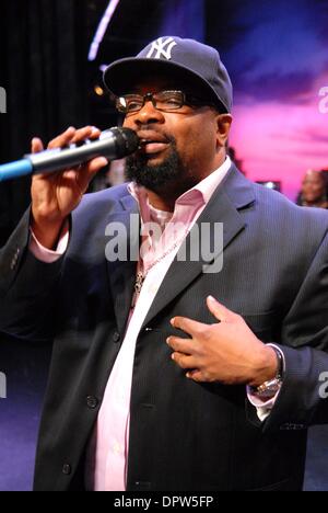 HEZEKIAH WALKER auf der Trinity Broadcasting Network.New York City 03-17-2009.Photo von Kim Keitt-Globe Fotos, Inc. Â © 2009.K61334KKE (Credit-Bild: © Globe Photos/ZUMAPRESS.com) Stockfoto