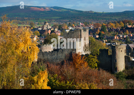 Ludlow Castle im Herbst aus Whitcliffe Common, Shropshire, England Stockfoto