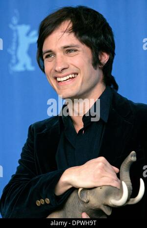 GAEL GARCIA BERNAL. Mammut - photocall.59. Berlin Film Festival.Berlin, 8. Februar, 2009.Photo von Roger Harvey-Globe Photos.K60878RHARV (Kredit-Bild: © Roger Harvey/Globe Photos/ZUMAPRESS.com) Stockfoto