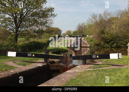 Sperre 11 auf dem Bosley Flug der Verriegelungen auf dem Macclesfield Kanal in der Nähe von Congleton Cheshire Stockfoto