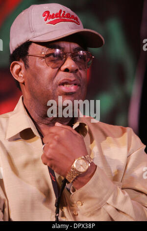 30. Dezember 2008 - Sherman Oaks, Kalifornien, ist USA - Grammy preisgekrönte Trompeter Jazzmusiker FREDDIE HUBBARD, 70, (7. April 1938 - 29. Dezember 2008) im Krankenhaus von Herz-Kreislauferkrankungen gestorben, nach einem Herzinfarkt im November letzten Jahres. Hubbard gewann seinen Grammy im Jahr 1972 für die "Erste Licht" und hieß National Endowment für Kunst Jazz Master im Jahr 2006. Bild - 14. Januar 2006; New York, NY, Stockfoto