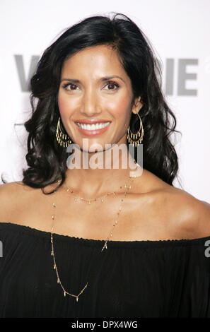 15. Dezember 2008 abgehaltenen Fredrick P. Rose Hall im Time Warner Center - New York, NY, USA - Model PADMA LAKSHMI bei der New York-Premiere von "Walküre". (Kredit-Bild: © Nancy Kaszerman/ZUMA Press) Stockfoto