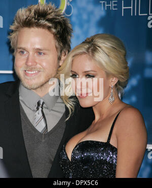 22. Dezember 2008 teilnehmen - New York, NY, USA - TV-Persönlichkeiten SPENCER PRATT und HEIDI MONTAG 'The Hills' Staffel 4 Finale in Tavern auf dem grün statt. (Kredit-Bild: © Nancy Kaszerman/ZUMA Press) Stockfoto