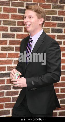 15. April 2009 kommt - New York, New York, USA - Schauspieler JACK MCBRAYER bei seinem Auftritt im "The Late Show With David Letterman" in der Ed Sullivan Theater statt. (Kredit-Bild: © Nancy Kaszerman/ZUMA Press) Stockfoto