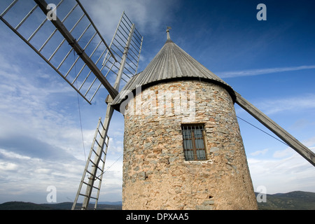 Languedoc Frankreich Windmühle Faugères Stockfoto