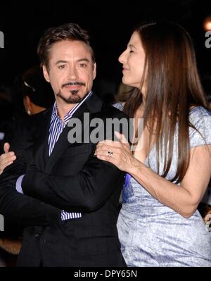 ROBERT DOWNEY JR. und CATHERINE KEENER während der Premiere des neuen Films von Dreamworks Bilder THE SOLOIST, im Paramount Theatre, der Paramount Studios viel los, am 20. April 2009, in Los Angeles statt... Foto: Michael Germana - Globe Photos.K61581MGE (Kredit-Bild: © Michael Germana/Globe Photos/ZUMAPRESS.com) Stockfoto