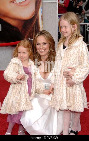 MELORA HARDIN während der Premiere des neuen Films von Walt Disney Bilder der HANNAH MONTANA Film statt im El Capitan Theatre, am 4. April 2009, in Los Angeles... Foto: Michael Germana - Globe Photos.K61489MGE (Kredit-Bild: © Michael Germana/Globe Photos/ZUMAPRESS.com) Stockfoto