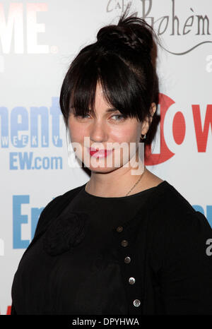 3. März 2009 statt - West Hollywood, Kalifornien, USA - Schauspielerin MIA KIRSHNER Ankunft in "The L Word" Farewell-Party im Cafe La Boheme. (Kredit-Bild: © Lisa O'Connor/ZUMA Press) Stockfoto