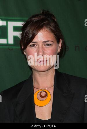 28. März 2009 - Hollywood, Kalifornien, USA - Schauspielerin MAURA TIERNEY ankommen, die er "sagt auf Wiedersehen nach 15 Jahre Party im sozialen statt. (Kredit-Bild: © Lisa O'Connor/ZUMA Press) Stockfoto