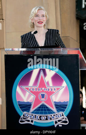 5. Dezember 2008 - Hollywood, Kalifornien, USA - Schauspielerin CATE BLANCHETT erhält Stern am Walk of Fame. (Kredit-Bild: © Lisa O'Connor/ZUMA Press) Stockfoto