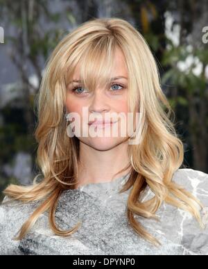 22. März 2009 statt - Universal City, Kalifornien, USA - Schauspielerin REESE WITHERSPOON Ankunft in "Monsters VS Aliens" Los Angeles Premiere im Gibson Amphitheatre. (Kredit-Bild: © Lisa O'Connor/ZUMA Press) Stockfoto