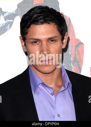 14. April 2009 - Hollywood, Kalifornien, USA - Schauspieler ALEX MERAZ ankommen, "17 Again" Los Angeles Premiere Premiere im Mann CHinese Theatre statt. (Kredit-Bild: © Lisa O'Connor/ZUMA Press) Stockfoto