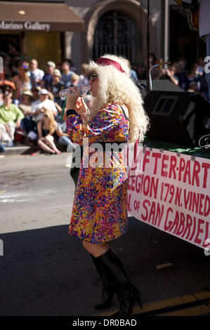 18. Januar 2009 - Pasadena, Kalifornien, USA - Parade Teilnehmer während der 32. jährlichen Doo Dah Parade, eine beliebte Farce und extravaganten Parade. (Kredit-Bild: © Karl Polverino/ZUMA Press) Stockfoto