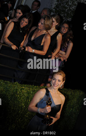 22. Februar 2009; West Hollywood, CA; USA; Kate Winslet kommt für die Vanity Fair und nach Party im Sunset Tower Hotel feiert den 81. Academy Awards. Rich Schmitt/ZUMA Press Stockfoto