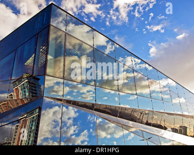 Der Kristall im Besitz und betrieben von Siemens, Royal Victoria Dock, East London, England, Vereinigtes Königreich Stockfoto