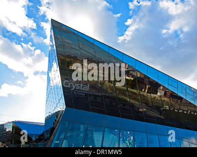 Der Kristall im Besitz und betrieben von Siemens, Royal Victoria Dock, East London, England, Vereinigtes Königreich Stockfoto