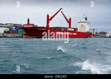 Frachter am Dock Hafen Nuuk (Godthab), Grönland Stockfoto